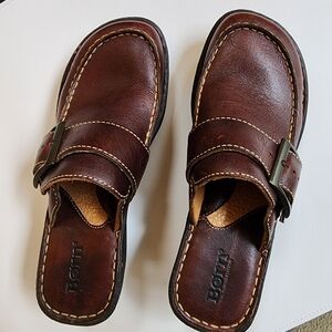 NWOT Born Dark Brown Leather Mules Women's Size 8 / 39
